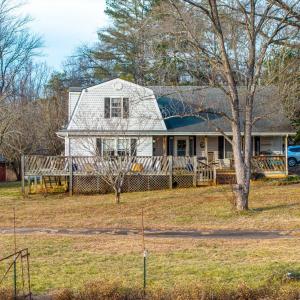 Photo #2 of 2809 Bedford Highway, Lynch Station, VA 77.0 acres