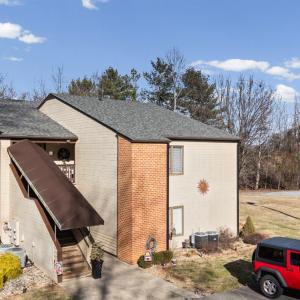 Photo #38 of 208 Manor Drive, Forest, VA