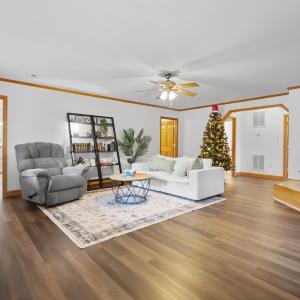 Photo #5 of 5130 Turnpike Road, Lexington, VA 104.0 acres