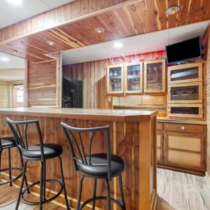 Photo #28 of 5130 Turnpike Road, Lexington, VA 104.0 acres