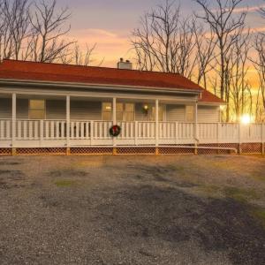 Photo #1 of 5130 Turnpike Road, Lexington, VA 104.0 acres