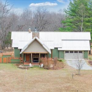 Photo #61 of 1138 Recess Circle, Big Island, VA 2.9 acres