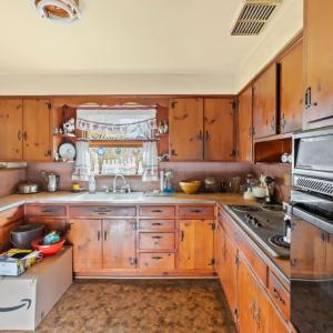 Photo #4 of 2134 Woodcrest Drive, Lynchburg, VA 0.9 acres