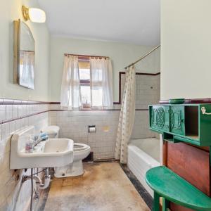 Photo #10 of 2134 Woodcrest Drive, Lynchburg, VA 0.9 acres