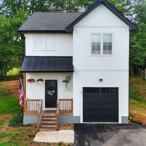 Photo #1 of 71 Patrick Court, Madison Heights, VA 0.3 acres