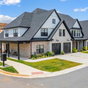 Photo #1 of 1010 Coles Court, Forest, VA 0.1 acres