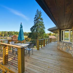 UPPER DECK OVER PATIO & OVERLOOKING TIMBERLAKE