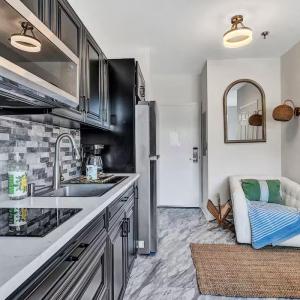 Photo #8 of 1273 Graves Harbor Trail, Huddleston, VA