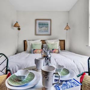 Photo #5 of 1273 Graves Harbor Trail, Huddleston, VA