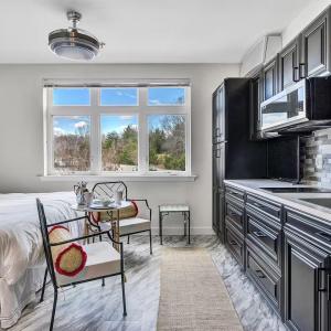 Photo #3 of 1273 Graves Harbor Trail, Huddleston, VA