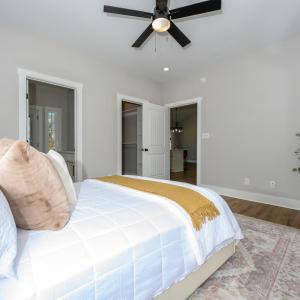 Photo #16 of 1906 Lakeside Drive, Lynchburg, VA 0.4 acres