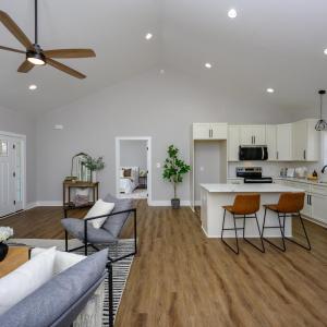 Photo #6 of 1906 Lakeside Drive, Lynchburg, VA 0.4 acres