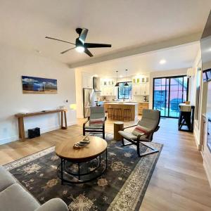 Photo #27 of 807 Grove Street, Bedford, VA