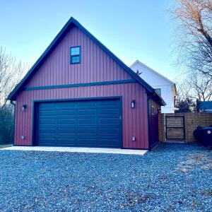 Photo #11 of 807 Grove Street, Bedford, VA