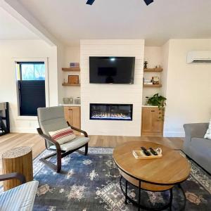 Photo #24 of 807 Grove Street, Bedford, VA