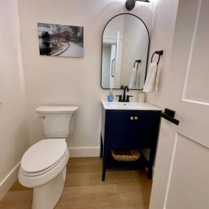 Photo #55 of 807 Grove Street, Bedford, VA