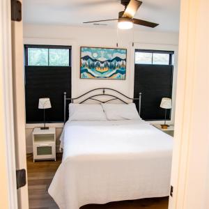 Photo #35 of 807 Grove Street, Bedford, VA