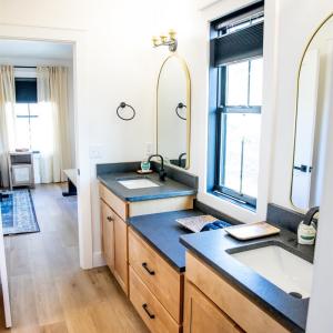 Photo #69 of 807 Grove Street, Bedford, VA