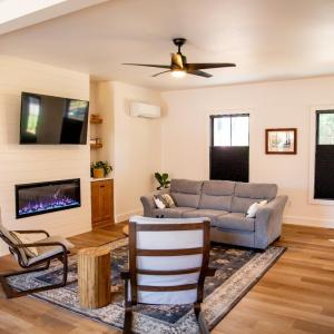 Photo #20 of 807 Grove Street, Bedford, VA