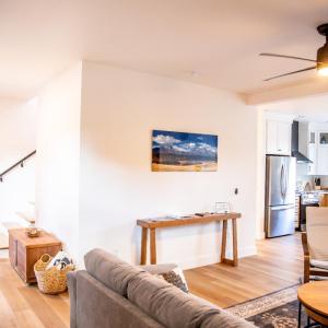 Photo #11 of 807 Grove Street, Bedford, VA