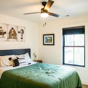 Photo #45 of 807 Grove Street, Bedford, VA