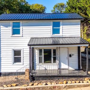 Photo #1 of 811 Polk Street, Lynchburg, VA 0.1 acres