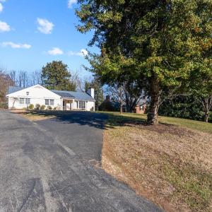 Photo #36 of 119 Briarwood Street, Lynchburg, VA 0.4 acres