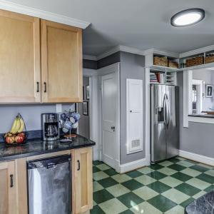 Photo #22 of 414 Norfolk Avenue, Lynchburg, VA 0.7 acres