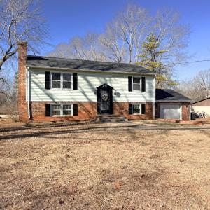 Photo #2 of 225 Arrowhead Drive, Madison Heights, VA 0.4 acres