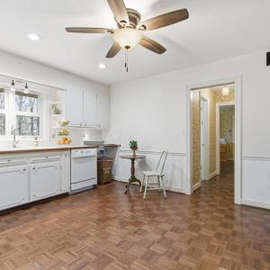 Photo #14 of 2122 Laurel Lane, Altavista, VA 0.8 acres