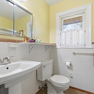 Photo #23 of 2122 Laurel Lane, Altavista, VA 0.8 acres