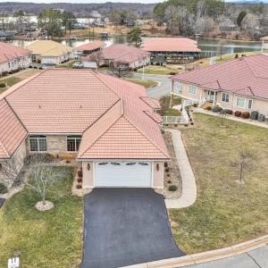 Photo #3 of 1049 San Marcos Court, Moneta, VA