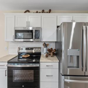 Photo #8 of 525 Hayes Drive, Lynchburg, VA 0.4 acres