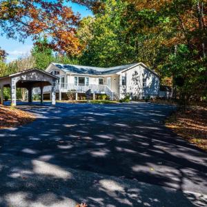 Photo #42 of 404 Heather Lane, Huddleston, VA 1.1 acres