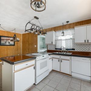 Photo #7 of 404 Heather Lane, Huddleston, VA 1.1 acres