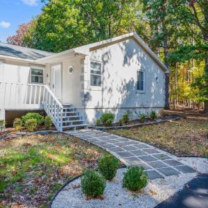 Photo #35 of 404 Heather Lane, Huddleston, VA 1.1 acres