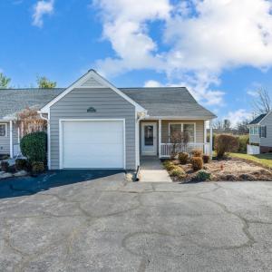 Photo #2 of 1155 Jefferson Oaks Court, Bedford, VA 0.2 acres