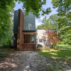 Photo #1 of 2246 Country Club, Appomattox, VA 1.0 acres