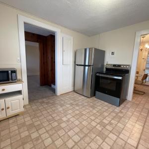 Photo #13 of 1008 Hampton Avenue, Bedford, VA