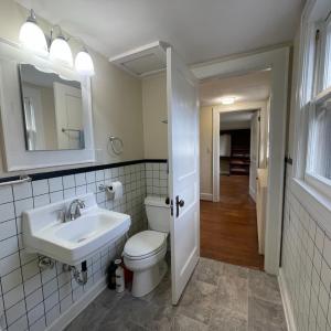 Photo #27 of 1008 Hampton Avenue, Bedford, VA