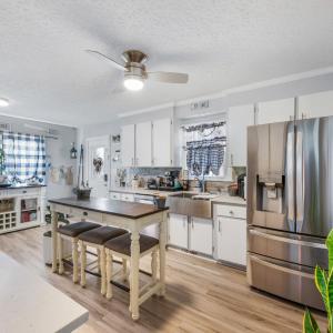 Photo #10 of 670 Indian Ridge Drive, Lynchburg, VA 0.6 acres