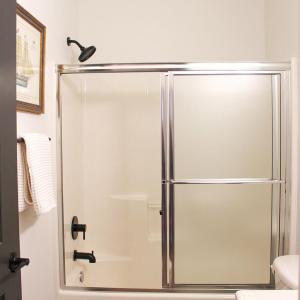 Photo #36 of 1019 Mariners Way, Huddleston, VA