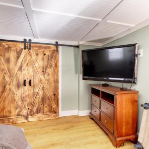 Photo #26 of 909 Lake Drive, Bedford, VA 0.5 acres