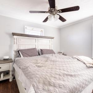 Photo #14 of 909 Lake Drive, Bedford, VA 0.5 acres