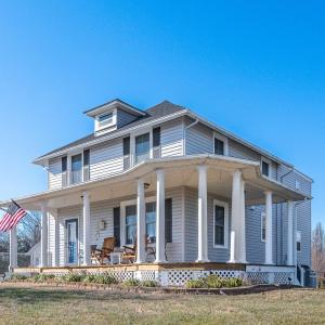 Photo #2 of 1215 Longwood Avenue, Bedford, VA 0.6 acres