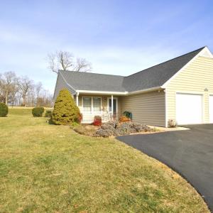 Photo #1 of 1170 Jefferson Oaks Court, Forest, VA 0.1 acres