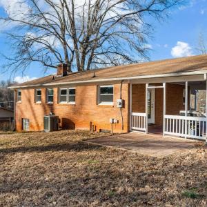 Photo #33 of 1639 Rainbow Forest Drive, Lynchburg, VA 0.4 acres