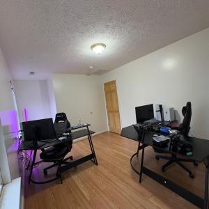 Gaming room or 4th bedroom on 2nd level.
