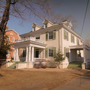 Photo #2 of 2142 Rivermont Avenue, Lynchburg, VA 0.3 acres