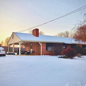 Photo #2 of 1124 Roundtree Drive, Bedford, VA 0.5 acres